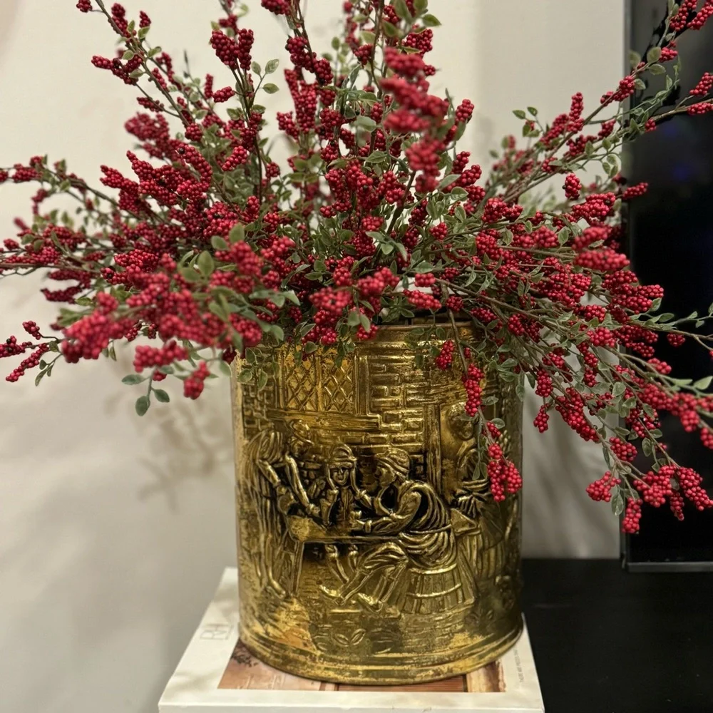 Midcentry Oval Hammered Brass Planter/Container